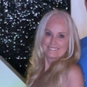 Meet your Posher, Lorri